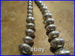 17.5 Marvelous Vintage Navajo Graduated Sterling PEARLS Design Bead Necklace