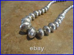 17.5 Marvelous Vintage Navajo Graduated Sterling PEARLS Design Bead Necklace