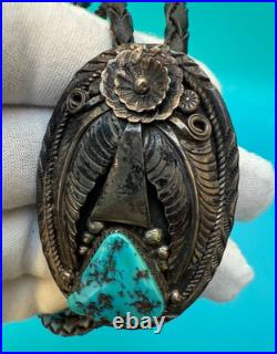 Amazing Vintage Native American Navajo Sterling Silver Turquoise Bolo Necklace Amazing Vintage Native American Navajo Sterling Silver Turquoise Bolo Necklace