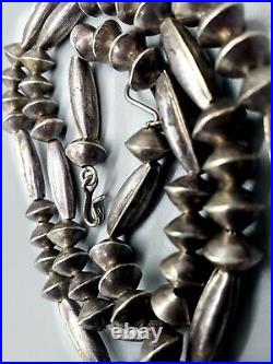 Early Vintage Native American Sterling Silver Bench Melon Bead Necklace