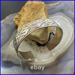 Elgin Hoskey Vintage Native American SW Motif Stamped Bracelet For Women
