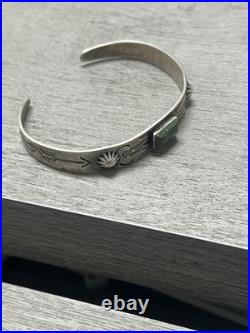 Gibson Gene Navajo Vintage Native American Cuff Bracelet 10.5G Detailed