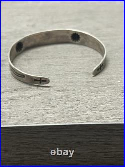 Gibson Gene Navajo Vintage Native American Cuff Bracelet 10.5G Detailed