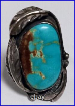 Gorgeous Vintage Navajo Oval Turquoise Ring with leaf Sterling Silver