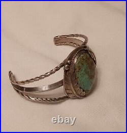 Gorgeous Vintage Navajo Turquoise & Sterling Silver Cuff Bracelet