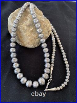 Hand Stamped Bench Navajo Pearls Graduated Sterling Silver Bead Necklace 24