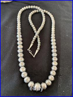 Hand Stamped Bench Navajo Pearls Graduated Sterling Silver Bead Necklace 24