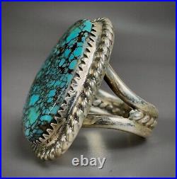 Large Vintage Navajo Sterling Silver Spiderweb Turquoise Ring Beautiful Stone
