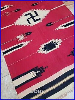 Large Vtg c. Early 1900's Native American Indian Chimayo Whirling Log Rug 70x36