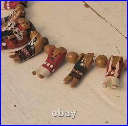Native American Santo Domingo Kewa Wood Hand Carved Storyteller Necklace Vintage