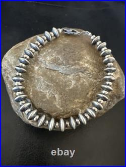 Navajo 8mm Flat 4mm Round Beads 7.5 Sterling Silver Bracelet 18988