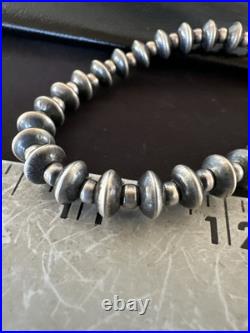 Navajo 8mm Flat 4mm Round Beads 7.5 Sterling Silver Bracelet 18988