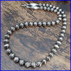 Navajo Pearl Graduated Sterling Bench Bead Necklace Vtg Old Foxtail 19