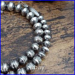 Navajo Pearl Graduated Sterling Bench Bead Necklace Vtg Old Foxtail 19