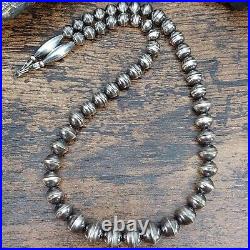 Navajo Pearl Graduated Sterling Bench Bead Necklace Vtg Old Foxtail 19