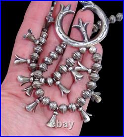 Navajo SQUASH BLOSSOM NECKLACE NAJA PENDANT Bench STERLING Ox. Old Vintage 20