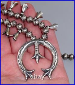 Navajo SQUASH BLOSSOM NECKLACE NAJA PENDANT Bench STERLING Ox. Old Vintage 20