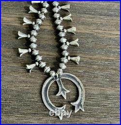 Navajo SQUASH BLOSSOM NECKLACE NAJA PENDANT Bench STERLING Ox. Old Vintage 20