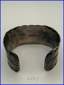 Stunning vintage Native American cuff bracelet. Sterling silver and turquoise
