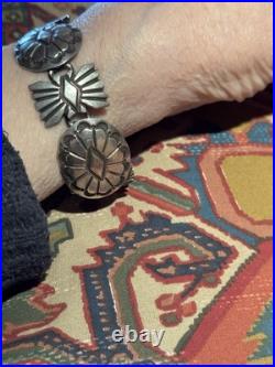 Superb Vintage Native American Navajo Jeanette Dale 8-link Concho Ss Bracelet