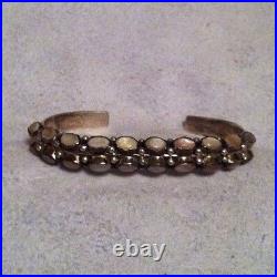 VINTAGE. NATIVE AMERICAN STERLING BRACELET. Possibly Mother Of Pearl Or Opals