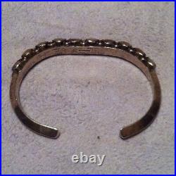 VINTAGE. NATIVE AMERICAN STERLING BRACELET. Possibly Mother Of Pearl Or Opals