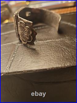 VINTAGE NAVAJO PETRIFIED WOOD STERLING SILVER BRACELET(broken)