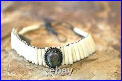 VINTAGE Native American Sterling Silver Agate & Bovine Bone Chocker Necklace