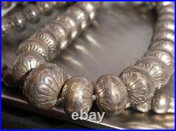 VTG NAVAJO PEARLS STERLING SILVER BENCH BEAD STAMP WORK NECKLACE 30 96.4g