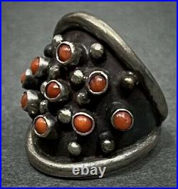 Vintage 1950's Navajo Native American Sterling Silver Coral Cluster Ring OLD