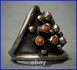 Vintage 1950's Navajo Native American Sterling Silver Coral Cluster Ring OLD