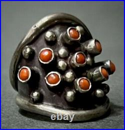 Vintage 1950's Navajo Native American Sterling Silver Coral Cluster Ring OLD