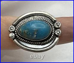 Vintage 925 Sterling Silver Native American Turquoise Ring
