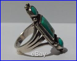 Vintage Beauty Navajo Indian Sterling Silver Turquoise Ring