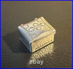 Vintage Handmade Navajo Native American Sterling Silver Pill Trinket Box