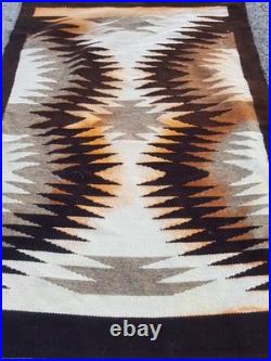 Vintage Handwoven Beautiful Mexican wool Native American Rug Carpet 39.3x27.1 cm