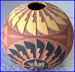 Vintage NM Acoma Pueblo Pottery Incised Vase, Artisan Cultural Decor Gifts