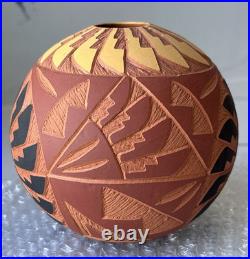 Vintage NM Acoma Pueblo Pottery Incised Vase, Artisan Cultural Decor Gifts