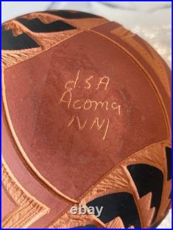Vintage NM Acoma Pueblo Pottery Incised Vase, Artisan Cultural Decor Gifts
