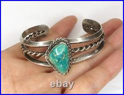 Vintage Native American NAVAJO CERRILLOS Turquoise Sterling Silver Cuff Bracelet