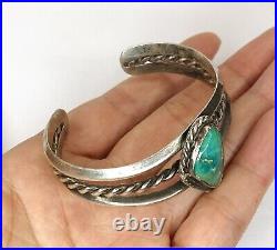 Vintage Native American NAVAJO CERRILLOS Turquoise Sterling Silver Cuff Bracelet