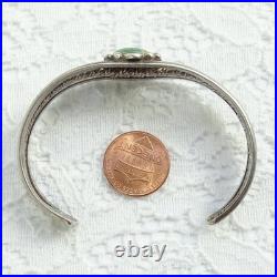 Vintage Native American Navajo Cuff Bracelet Turquoise Sterling Silver Handmade