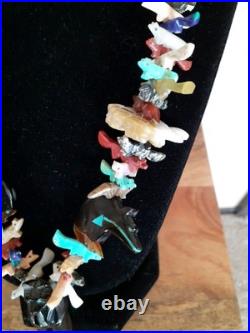 Vintage Native American Navajo Fetish necklace with 100 carved animals Gorgeous