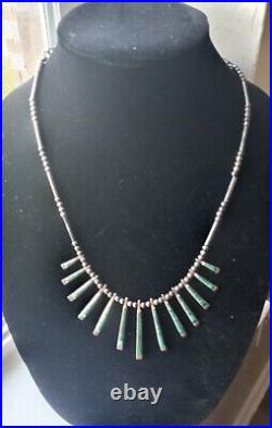 Vintage Native American Navajo Graduating Malachite Inlay Sterling Necklace