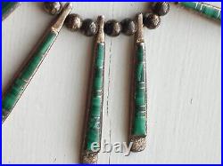 Vintage Native American Navajo Graduating Malachite Inlay Sterling Necklace