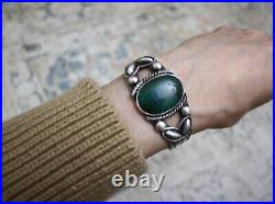 Vintage Native American Navajo Green Moss Agate Sterling Silver Cuff Bracelet