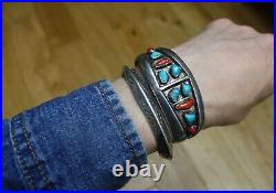 Vintage Native American Navajo Sterling Silver Carinated Bracelet