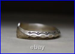 Vintage Native American Navajo Sterling Silver Carinated Cuff Bracelet