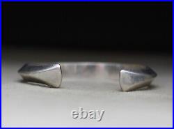 Vintage Native American Navajo Sterling Silver Carinated Cuff Bracelet