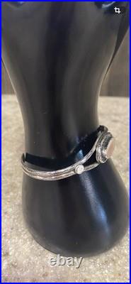 Vintage Native American Navajo Sterling Silver MOP Cuff Bracelet Unsigned